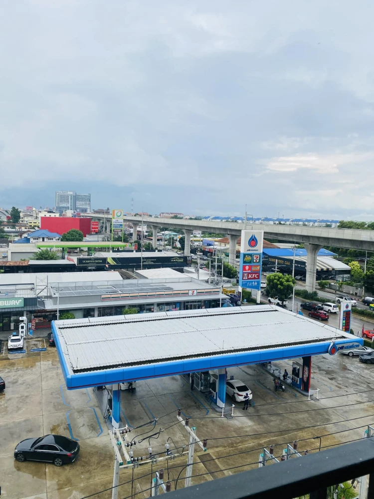 ให้เช่า Nue Cross Khu Khot Station ห้องชั้น 7 เฟอร์นิเจอร์ครบครัน มาพร้อมส่วนกลางสุดปัง ไม่จองไหวหรอ