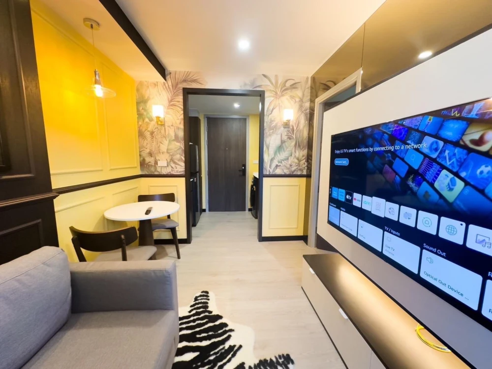 ให้เช่า Nue Cross Khu Khot Station แต่ง Build In  Luxury style   แต่งสวย function เพียบ จองเลย