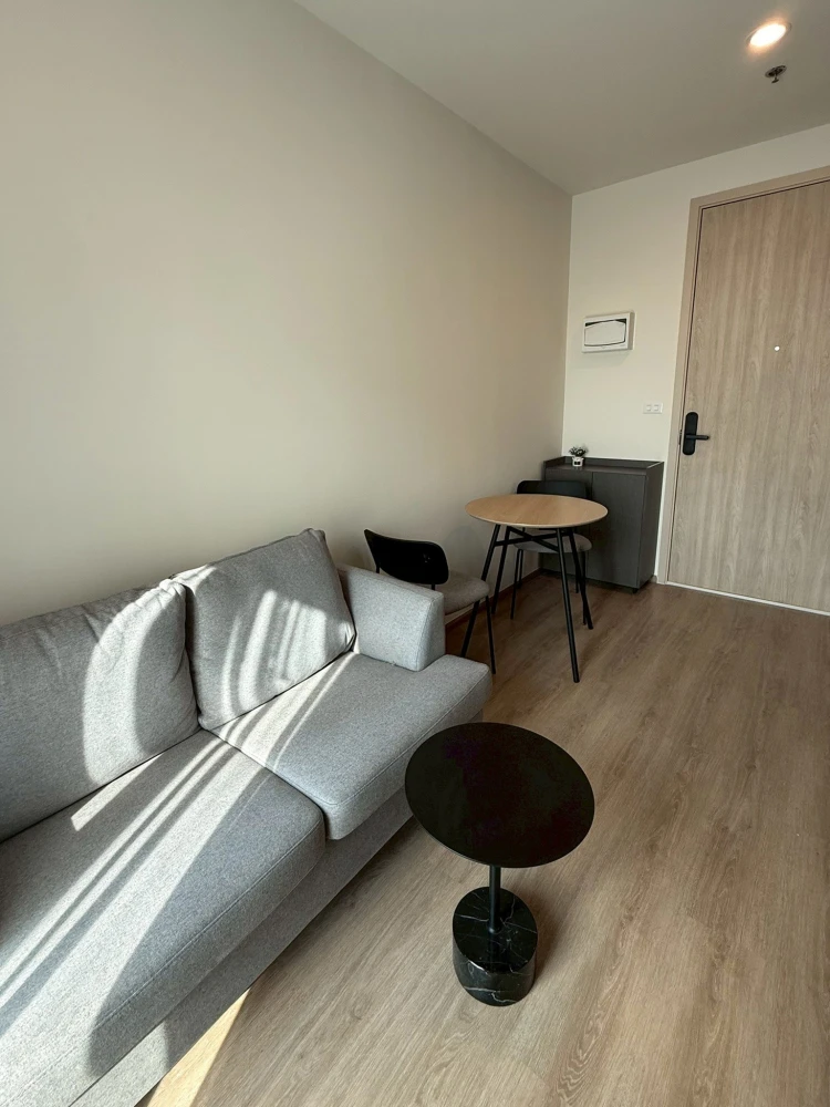 ให้เช่า Nue District R9 ชั้นสูง (ชั้น 31) เฟอร์นิเจอร์+ เครื่องใช้ไฟฟ้าครบ หิ้วกระเป๋าเข้าอยู่ได้เลย