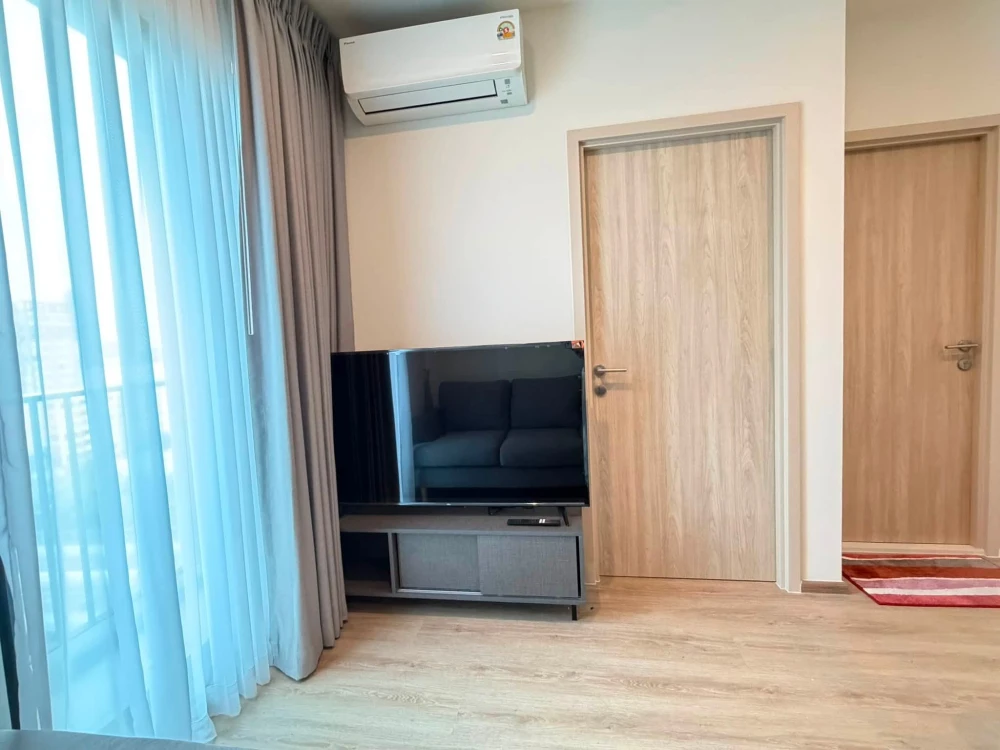 ให้เช่า NUE District R9 ตึกหน้า ชั้น 9 วิวโล่ง เดินทางสะดวก Fully Furnished พร้อมเข้าอยู่