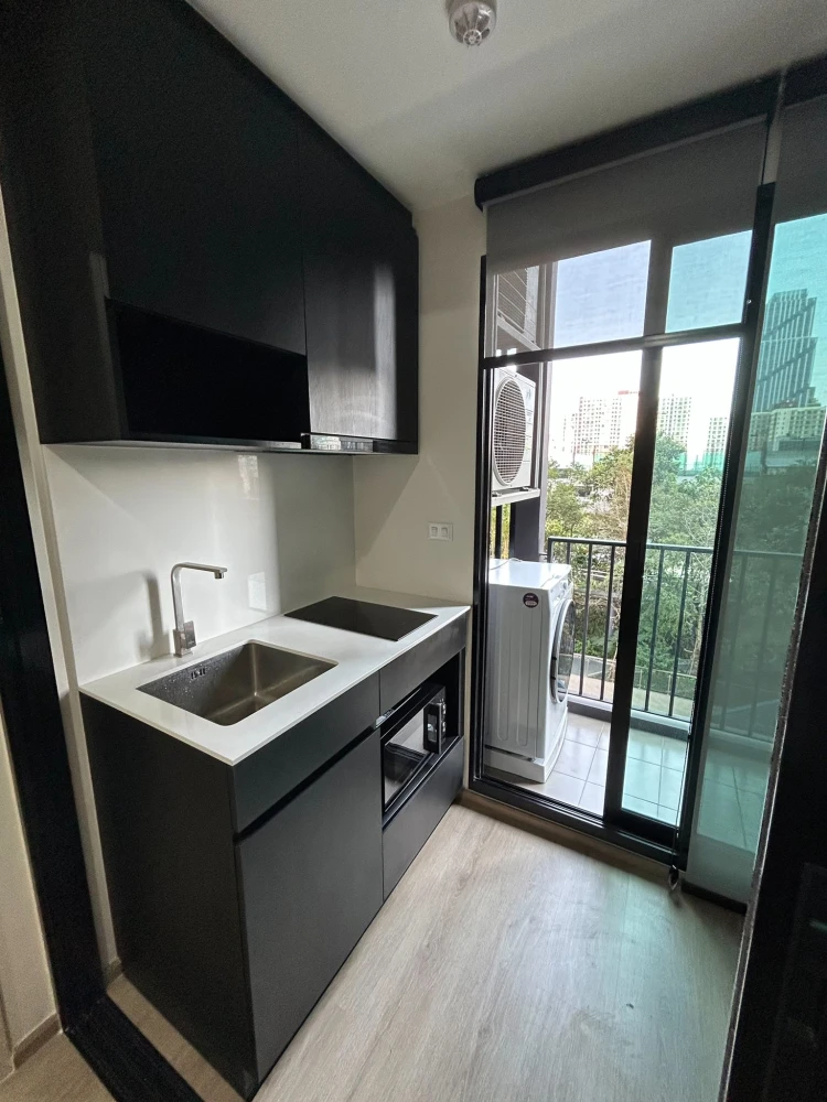 ให้เช่า Nue District R9 ห้องพร้อมอยู่ ชั้นสูง สิ่งอำนวยความสะดวกครบครัน จองเลย