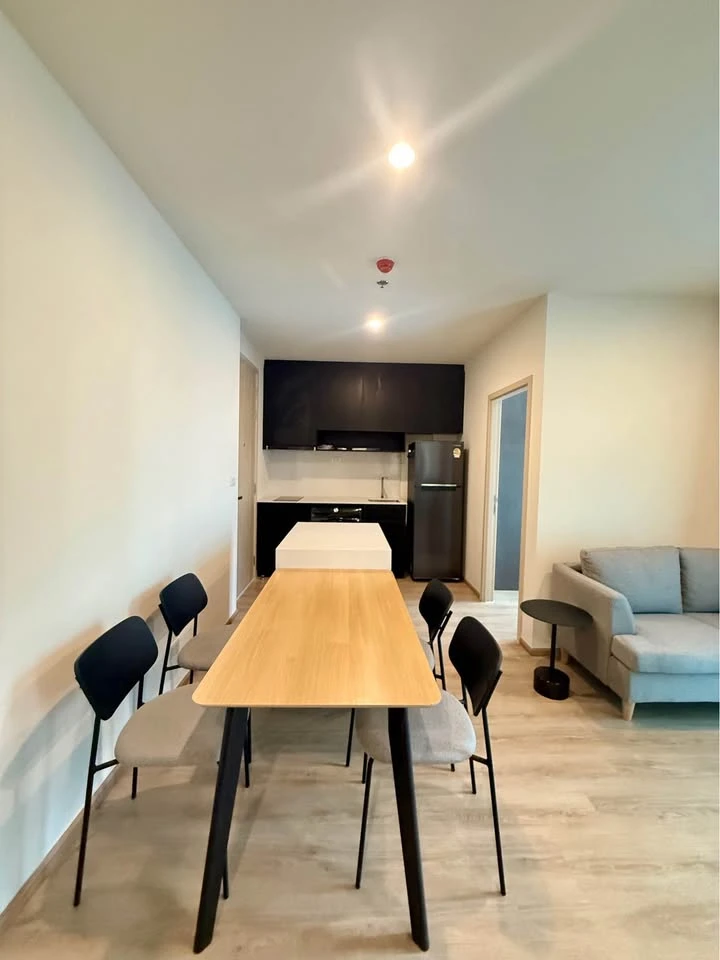 ให้เช่า NUE District R9 ห้องอยู่ชั้นสูงสุดยอด Fully Furnished + เครื่องใช้ไฟฟ้าครบ ไม่ต้องซื้ออะไรเพิ่ม
