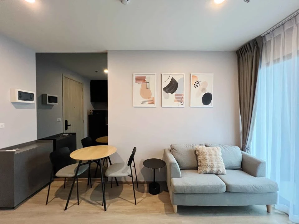 ให้เช่า Nue District R9 ห้องเเสงดี เครื่องใช้ไฟฟ้าครบ เฟอร์นิเจอร์ครบพร้อมอยู่