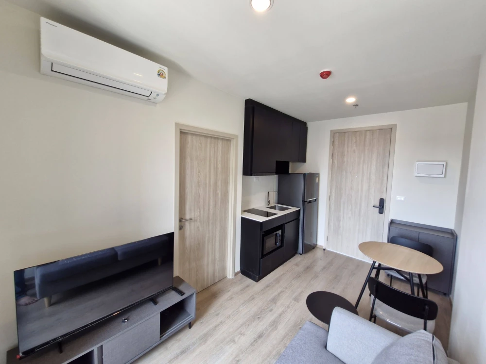 ให้เช่า Nue District R9 อาคาร N ชั้น 34 ชั้นสูง วิวไม่บัง พร้อมเฟอร์นิเจอร์และเครื่องใช้ไฟฟ้าครบ รีบจองเลย