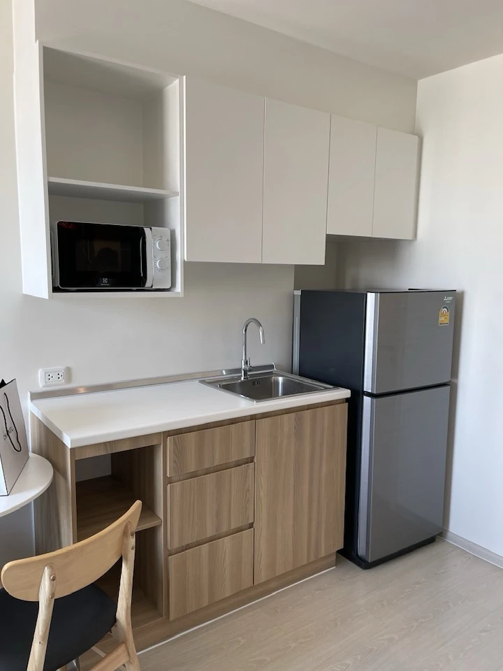 ให้เช่า Nue Noble Chaengwattana 1 ห้องนอน 1 ห้องน้ำ มาพร้อมเฟอร์และเครื่องใช้ไฟฟ้าครบครัน จองเลยตอนนี้