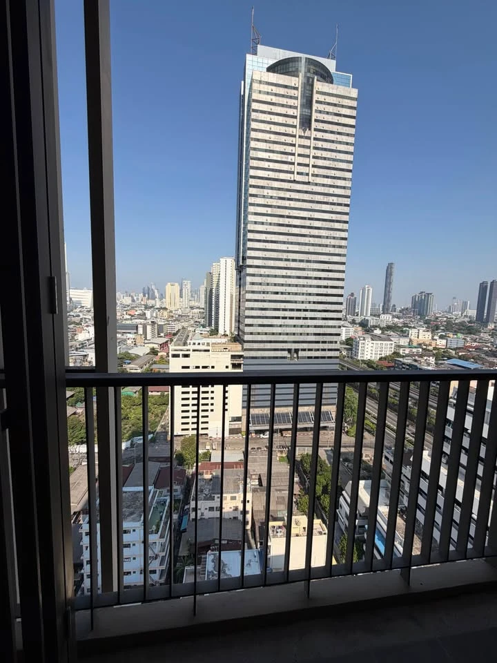 ให้เช่า Nye By Sansiri ห้องชั้นสูงน่าอยู่ เฟอร์พร้อม กว้างขวางอยู่สบาย จองเลย