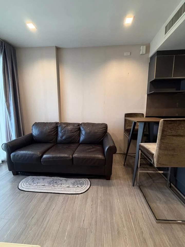 ให้เช่า Nye By Sansiri ห้องชั้นสูงน่าอยู่ เฟอร์พร้อม กว้างขวางอยู่สบาย จองเลย