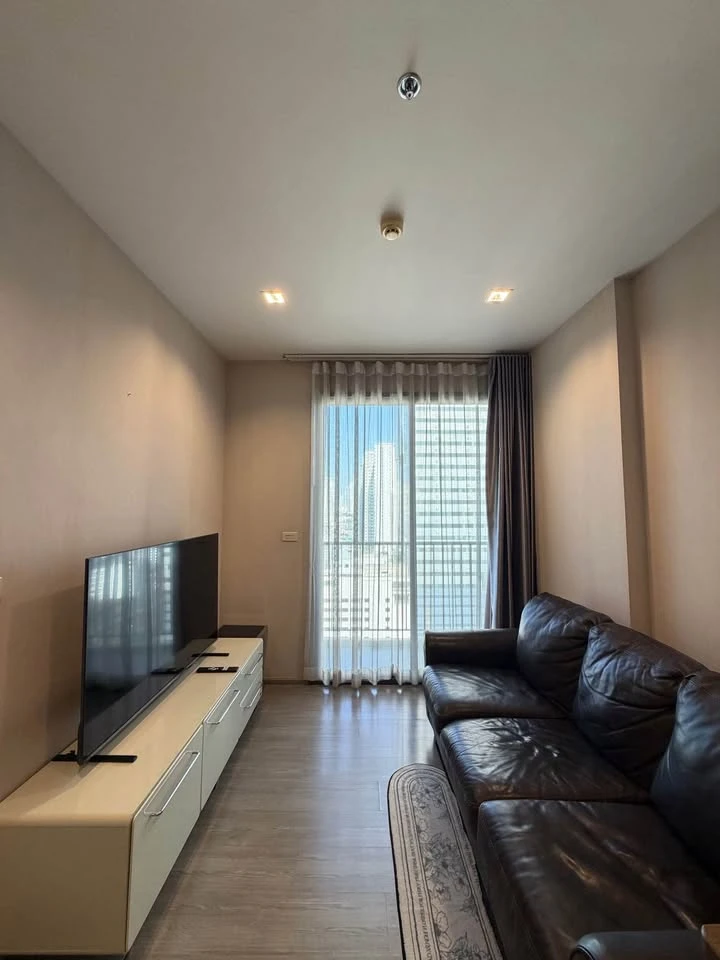 ให้เช่า Nye By Sansiri ห้องชั้นสูงน่าอยู่ เฟอร์พร้อม กว้างขวางอยู่สบาย จองเลย