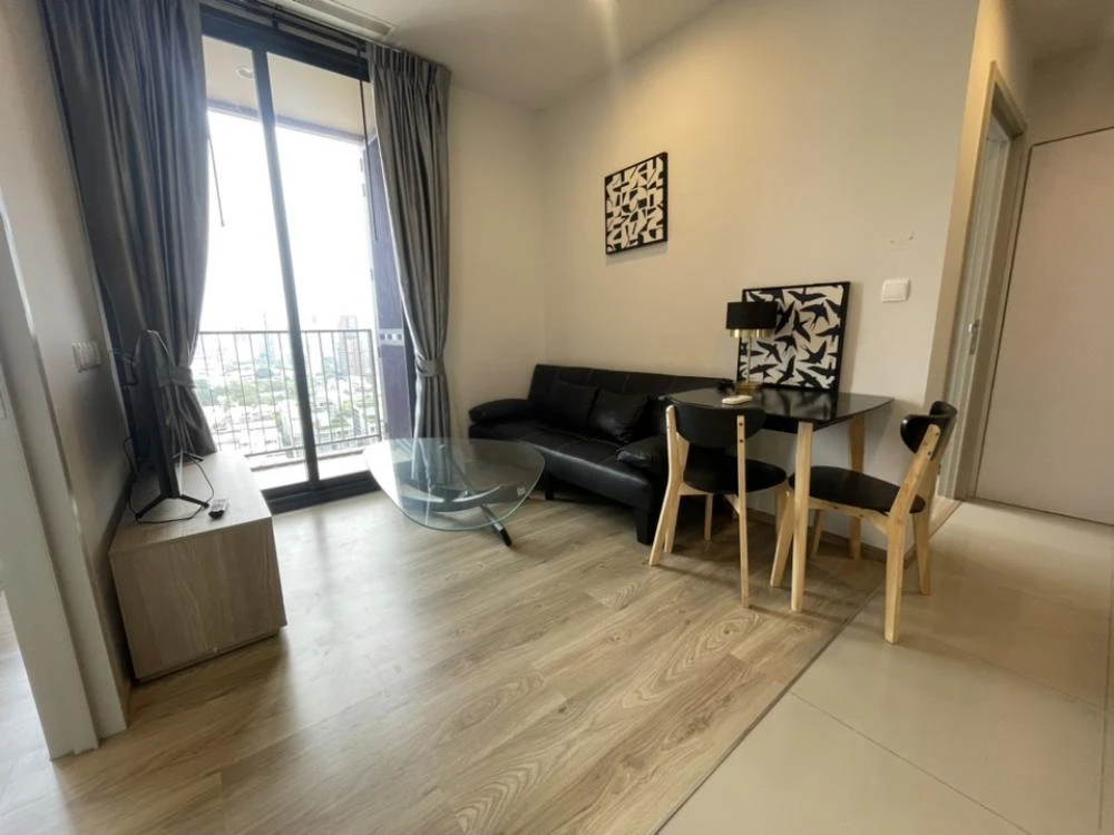 ให้เช่า Oka Haus Sukhumvit 36 ห้องน่าอยู่ มาพร้อมการตกแต่งที่ครบครัน สนใจจองเลย