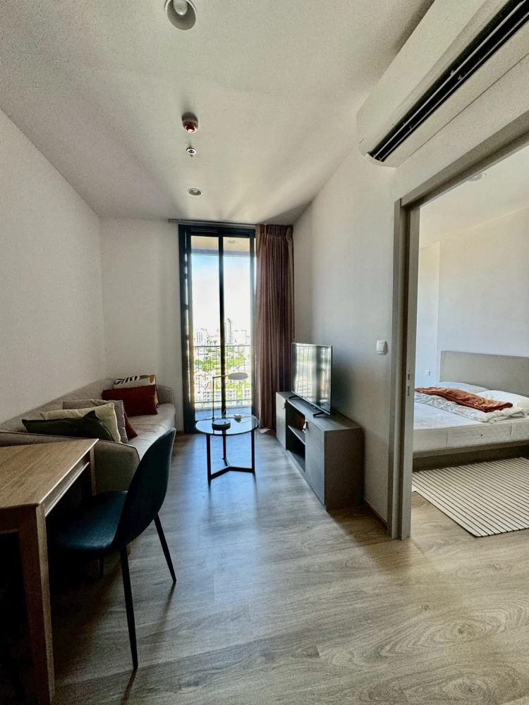 [ให้เช่า] Oka Haus Sukhumvit 36 | ห้องกว้าง มีอ่างอาบน้ำ (Bathtub) ชั้น 21 ทิศตะวันออกรับแดดเช้า วิวเมืองสวยโปร่ง (City View) 🏢🛁🌅✨