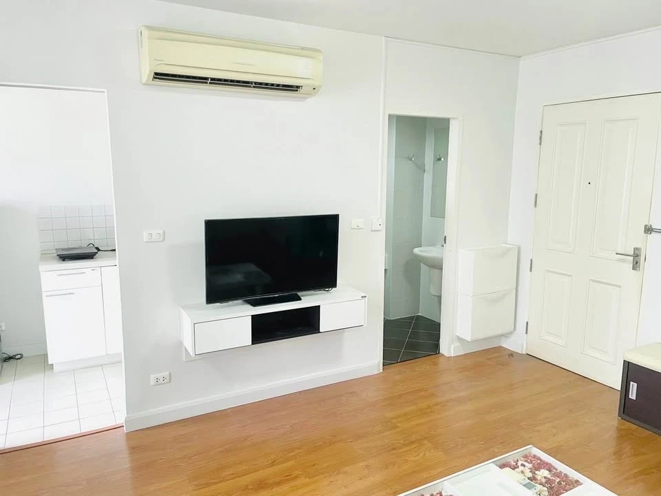 ให้เช่า One X Sukhumvit 26 ห้องชั้นสูง พร้อมอยู่ เฟอร์พร้อม รีบจองเลย