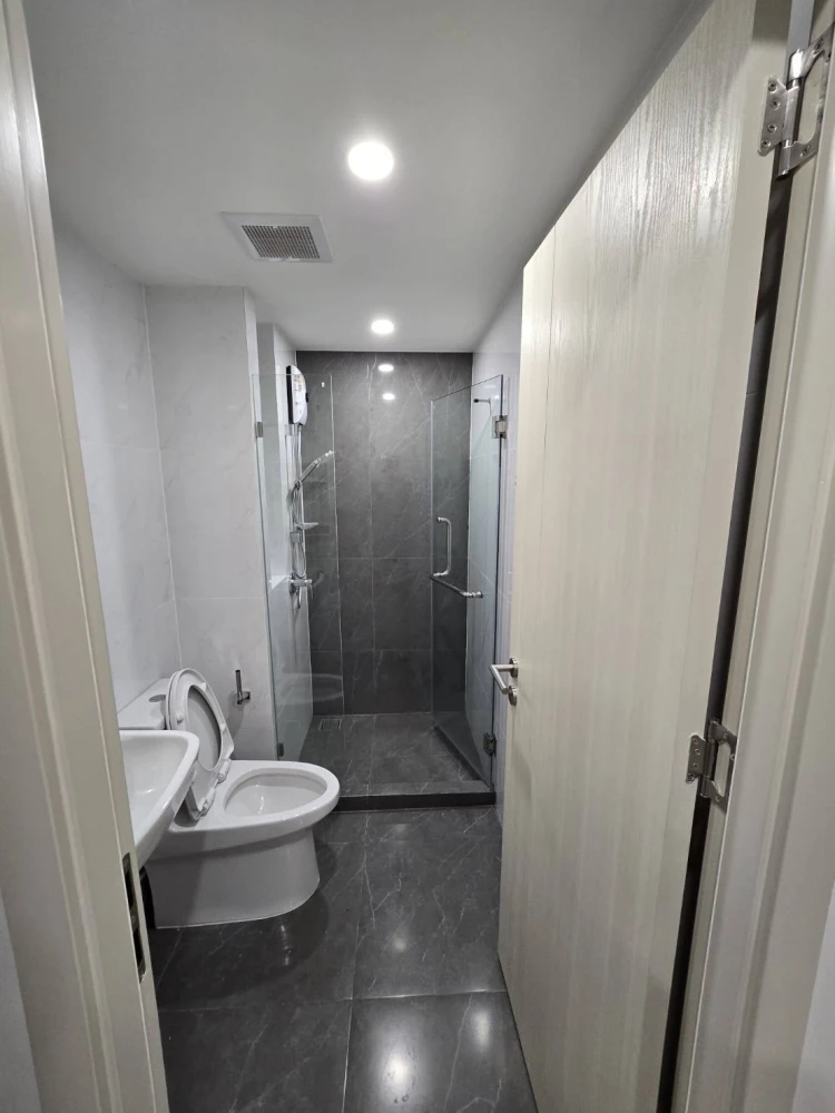 ให้เช่า Origin Plug & Play E22 Station ห้องชั้น 10 ทำเลดี เดินทางสะดวก เฟอร์ครบครัน ดีแบบนี้ห้ามพลาด