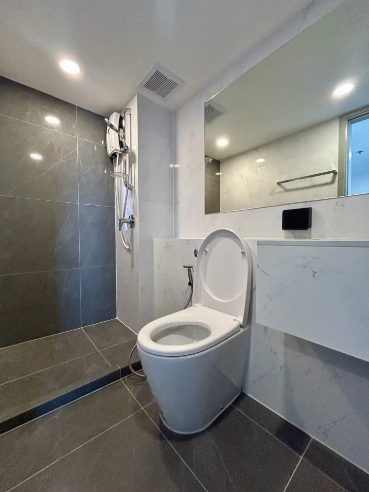 ให้เช่า Origin Plug & Play Sirindhorn Station เพดานสูง 4.2 เมตร ห้องแยกเป็นสัดส่วนและมีความเป็นส่วนตัวมากขึ้น รีบจองเลย