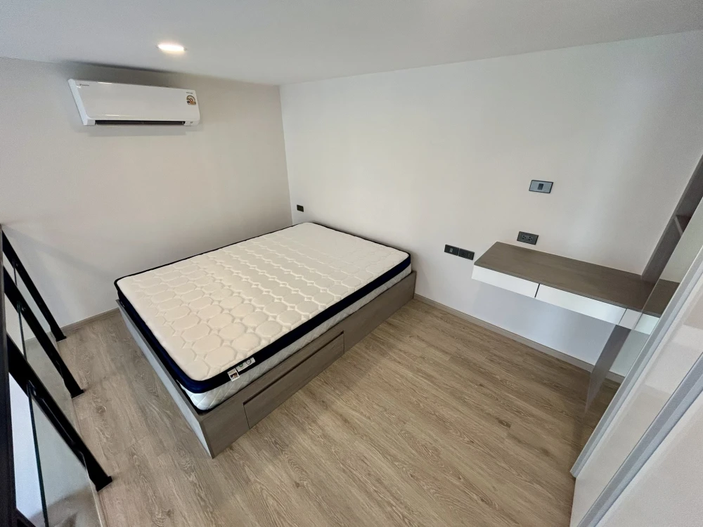 ให้เช่า Origin Plug & Play Sirindhorn Station เพดานสูง 4.2 เมตร ห้องแยกเป็นสัดส่วนและมีความเป็นส่วนตัวมากขึ้น รีบจองเลย