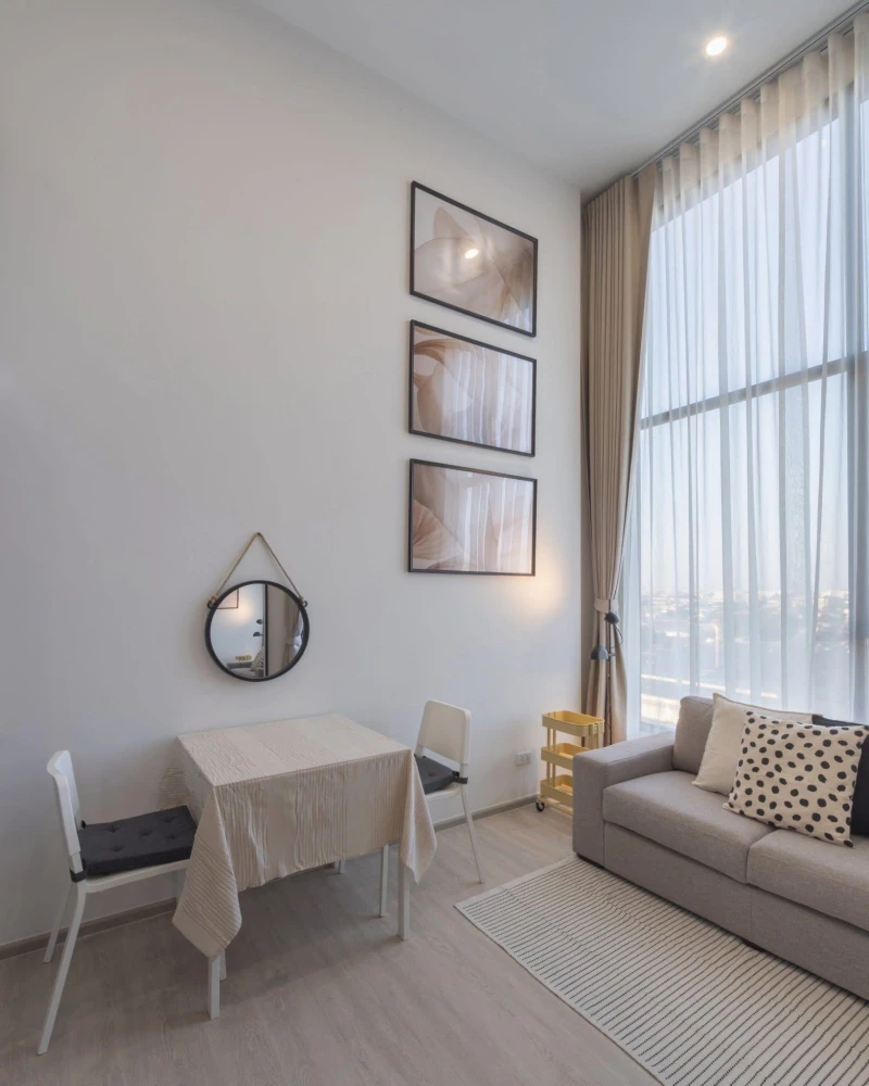 ให้เช่า Origin Plug&Play E22 Station ห้องเพดานสูง โปร่งโล่ง มาพร้อมสิ่งอำนวยความสะดวกครบครัน รีบจองเลยจ้า