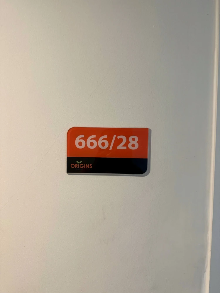 ให้เช่า Origins Bangmod-Rama 2 ห้องน่าอยู่ เฟอร์พร้อมกว้างขวาง ราคาสบายกระเป๋า จองเลย