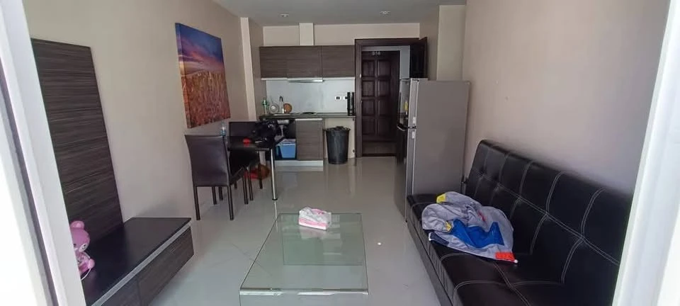 ให้เช่า Park Lane Jomtien Resort 1 ห้องนอน 1 ห้องน้ำ มาพร้อมเฟอร์นิเจอร์ครบครัน หิ้วกระเป๋าเข้าอยู่ได้เลยจ้า