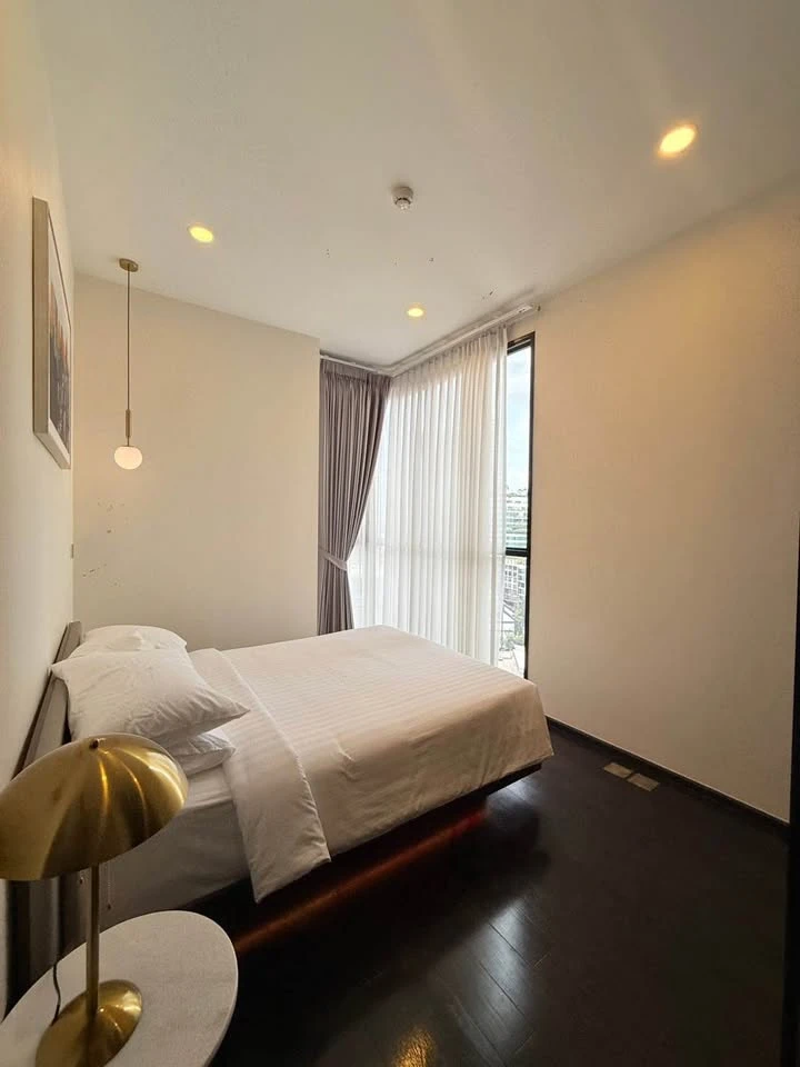 ให้เช่า Park Origin Thonglor แบบ 2 ห้องนอน พื้นที่กว้างขวาง ตกแต่งครบครันพร้อมเครื่องใช้ไฟฟ้าครบชุด  พร้อมเข้าอยู่