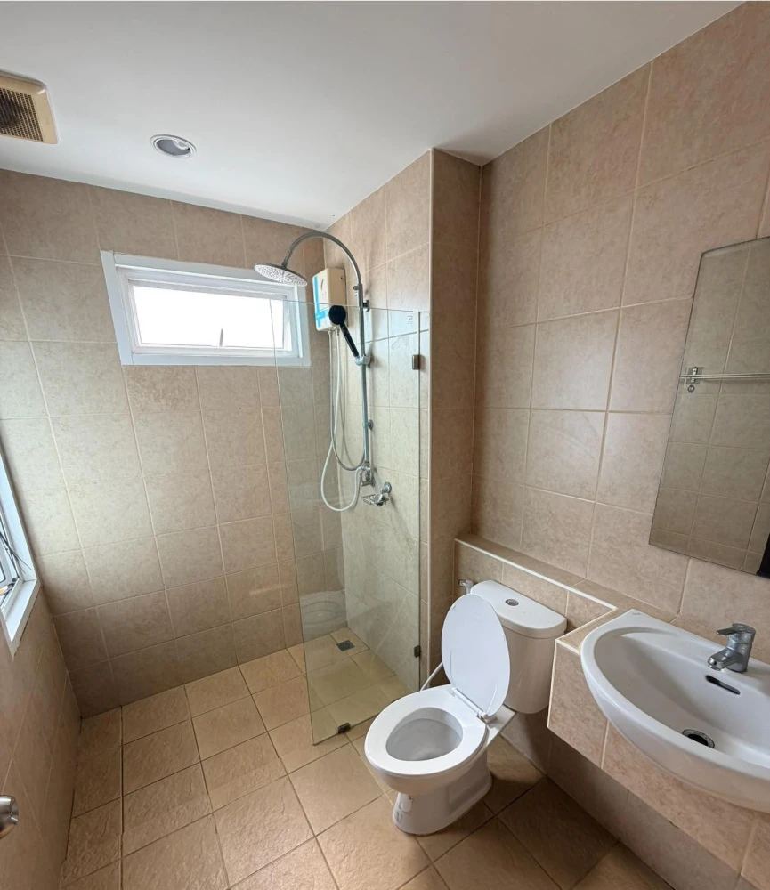 ให้เช่า Park Siri Condo Resort Bangsaen ห้องชั้น 2 มาพร้อมสิ่งอำนวยความสะดวกครบครัน ทำเลดี จองเลย