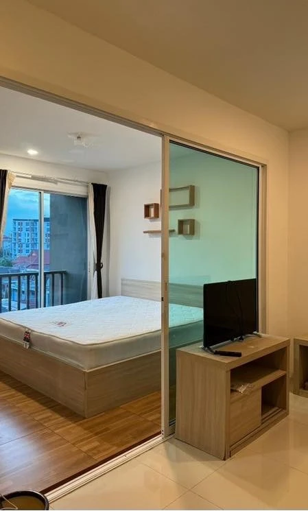 ให้เช่า Park Siri Condo Resort Bangsaen 1 ห้องนอน 1 ห้องน้ำ ชั้น 4 มาพร้อมเฟอร์ครบครัน รีบจองเลย