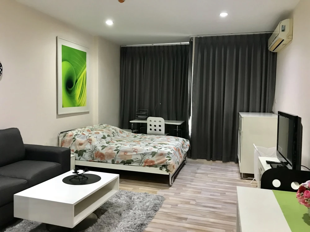 ให้เช่า PG RAMA 9 Condominium 1 ห้องนอน 1 ห้องน้ำ เฟอร์ครบครัน วิวเมือง หิ้วกระเป๋าเข้าอยู่ได้เลยจ้า