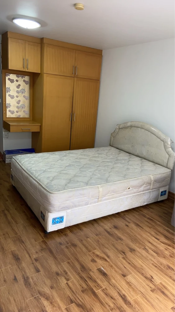 ให้เช่า Phayapirom Chateau Riverboat Sathorn-Chaophraya ห้องกว้างขวางอยู่สบาย ชั้นไม่สูงมาก  สิ่งอำนวยความสะดวกครบ จองเลย