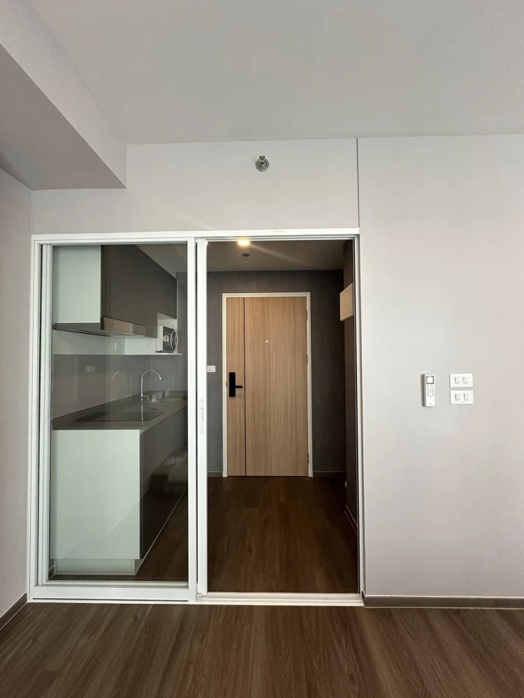 ให้เช่า PLACE 168 Pinklao ห้องน่าอยู่ เฟอร์พร้อม จองเลยห้ามพลาด!!!