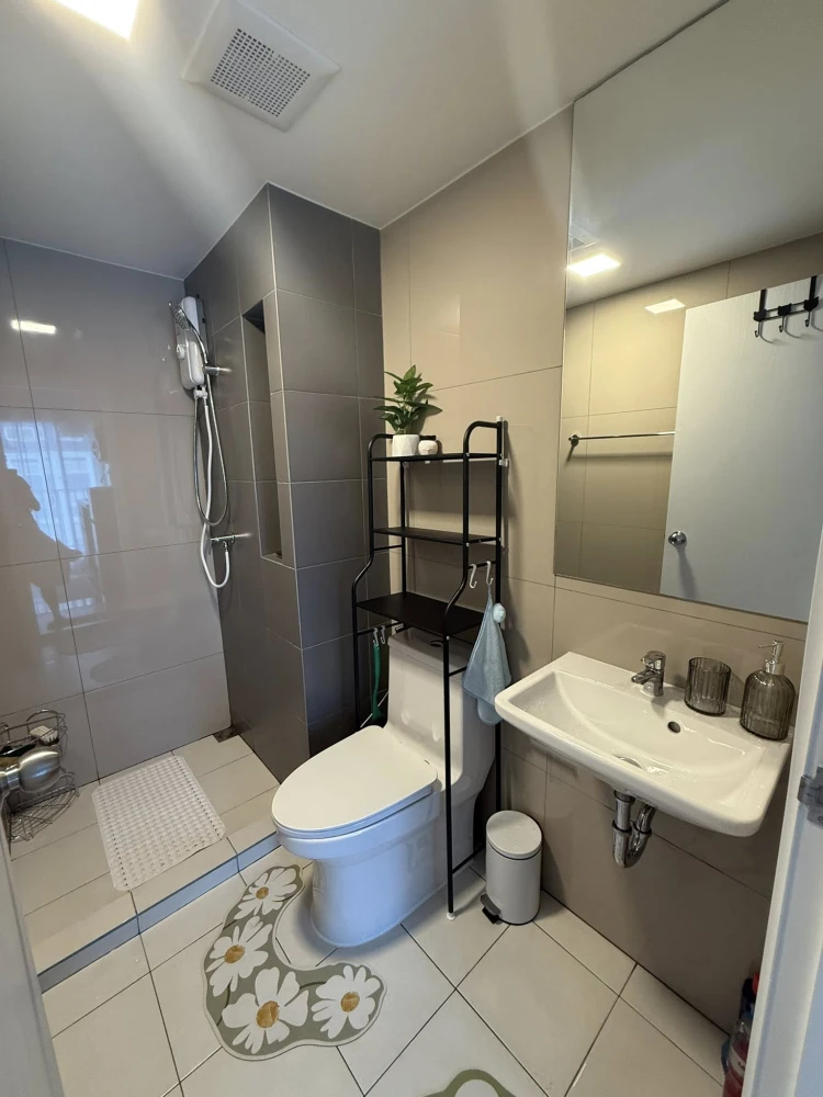 ให้เช่า Plum Condo แจ้งวัฒนะ ดอนเมือง ตึก B วิวสระว่ายน้ำ พร้อมเฟอร์นิเจอร์และเครื่องใช้ไฟฟ้า จองเลย