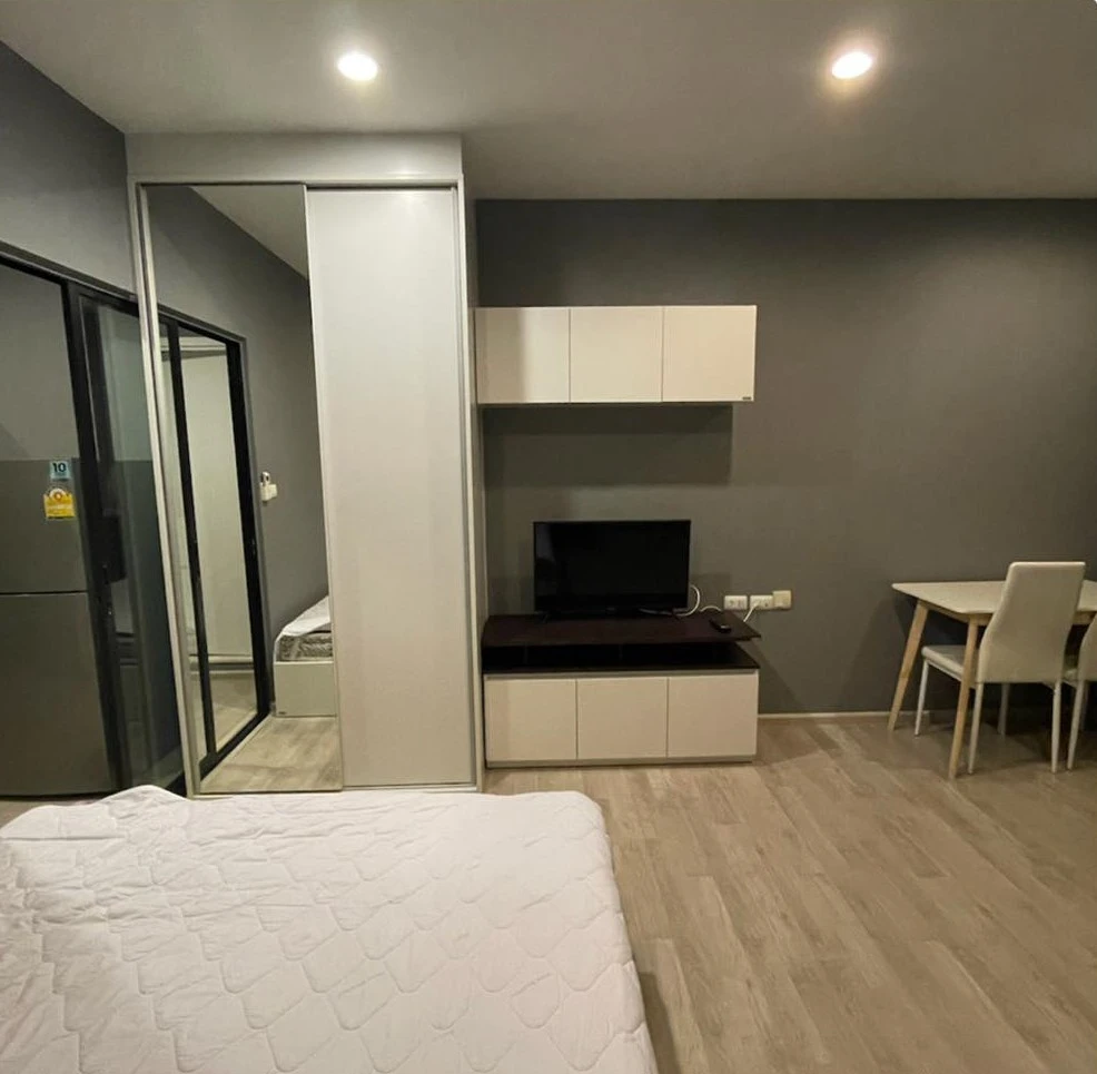 ให้เช่า Plum Condo Central Station ห้องน่าอยู่ มาพร้อมเฟอร์นิเจอร์ครบครัน วิวโล่ง ไม่บล็อค จองเลย