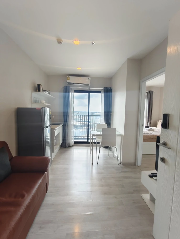 ให้เช่า Plum Condo Central Station ห้องพร้อมอยู่ ชั้น 15 ได้วิวสูง เฟอร์ เครื่องใช้ไฟฟ้าครบ มาจองเลย อย่ารอช้า