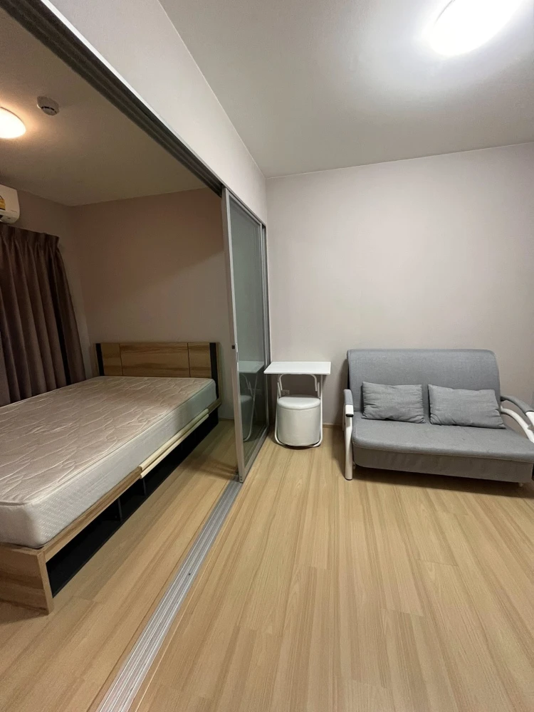 Plum Condo Chaengwattana Station for rent. Nice unit on the 4th floor, fully furnished. Just bring your bags and move in!