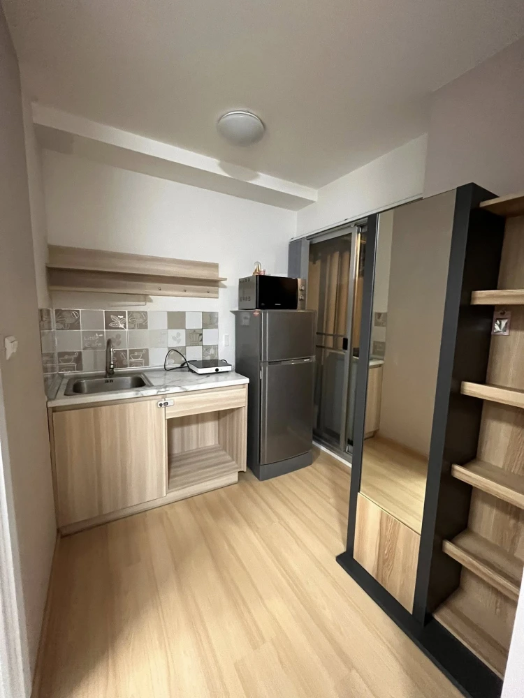 ให้เช่า Plum Condo Chaengwattana Station ห้องน่าอยู่ ชั้น 4 เฟอร์นิเจอร์ครบครัน หิ้วกระเป๋าเข้าอยู่ได้เลยจ้า