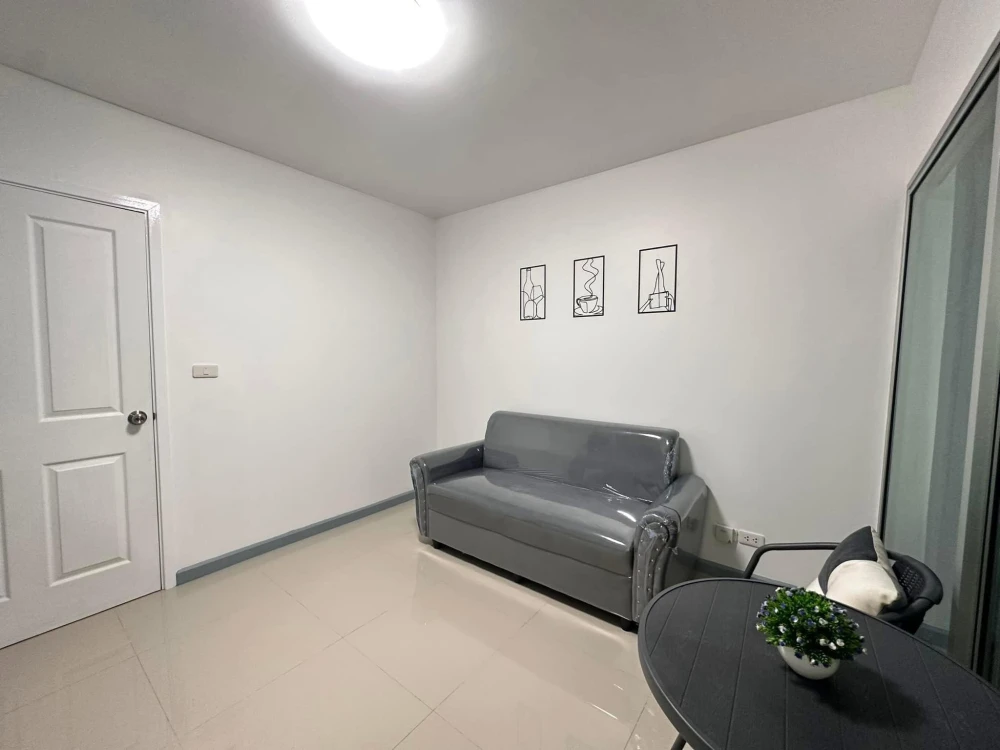 ให้เช่า Plum Condo Laemchabang วิวสระว่ายน้ำ แต่งครบ จองเลย ด่วนๆ