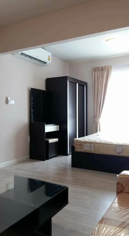ให้เช่า Plum Condo Laemchabang ห้องน่าอยู่ ชั้น 6 เฟอร์นิเจอร์ครบครัน วิวสระว่ายน้ำ จองเลย
