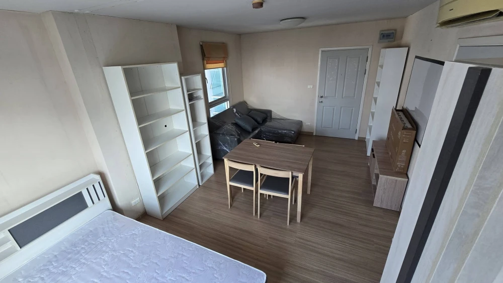 ให้เช่า Plum Condo Nawamin ห้องชั้น 8 มาพร้อมเฟอร์นิเจอร์และเครื่องใช้ไฟฟ้าครบครัน รีบจองเลยจ้า