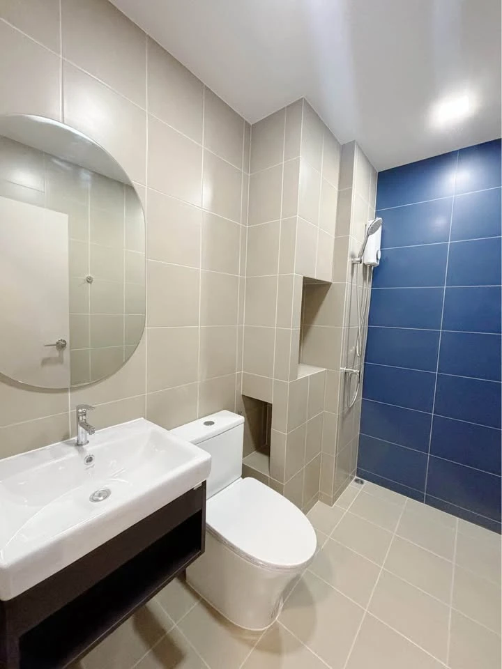 ให้เช่า Plum Condo New West Bangyai 1 ห้องนอน 1 ห้องน้ำ มาพร้อมเฟอร์และสิ่งอำนวยความสะดวกครบครัน จองเลย