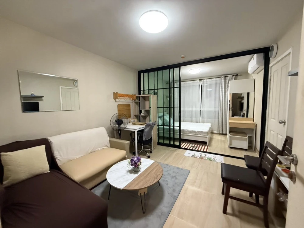 ให้เช่า Plum Condo Paholyothin 89 ห้องน่าอยู่ มาพร้อมเฟอร์และสิ่งอำนวยความสะดวกครบครัน หิ้วกระเป๋าเข้าอยู่ได้เลยจ้า