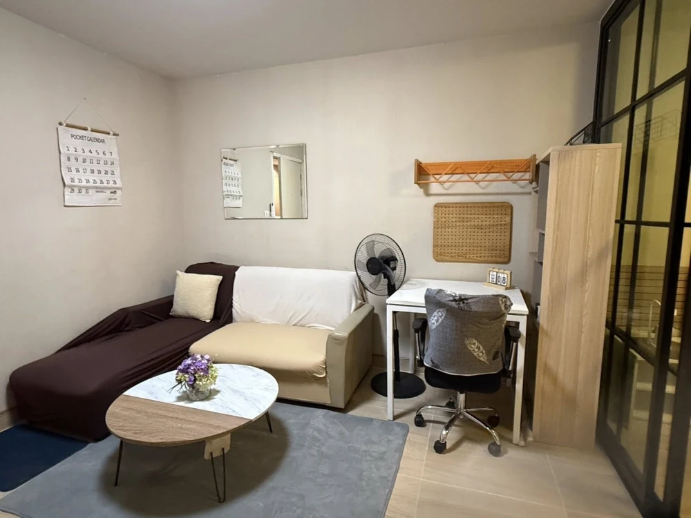 ให้เช่า Plum Condo Paholyothin 89 ห้องน่าอยู่ มาพร้อมเฟอร์และสิ่งอำนวยความสะดวกครบครัน หิ้วกระเป๋าเข้าอยู่ได้เลยจ้า