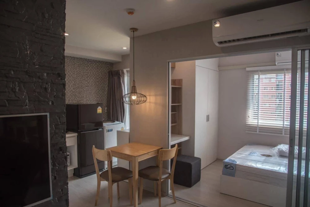 ให้เช่า Plum Condo Park Rangsit ชั้น 6 วิวสระ มุมสวย แต่งครบ น่าอยู่ สนใจจองเลย ด่วนๆ