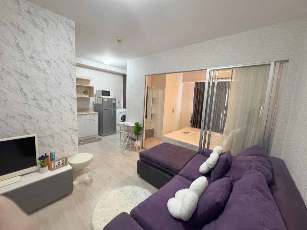 ให้เช่า Plum Condo Park Rangsit ห้องมุมให้ความเป็นส่วนตัว แต่งสวยคุมโทน ติดวอลเปเปอร์อย่างดี ห้ามพลาด