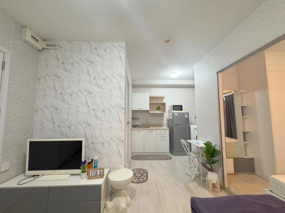 ให้เช่า Plum Condo Park Rangsit ห้องมุมให้ความเป็นส่วนตัว แต่งสวยคุมโทน ติดวอลเปเปอร์อย่างดี ห้ามพลาด