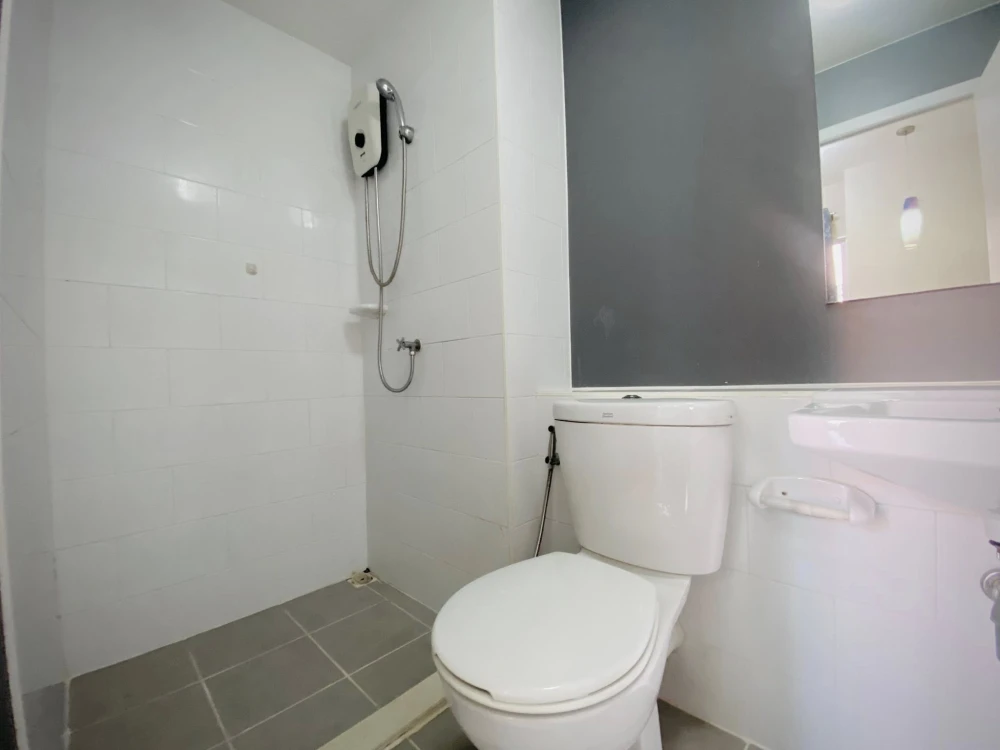 ให้เช่า Plum Condo Park Rangsit ห้องแต่งสวยโมเดิร์นคลาสสิก เฟอร์ครบครัน วิวสระว่ายน้ำ จองเลย