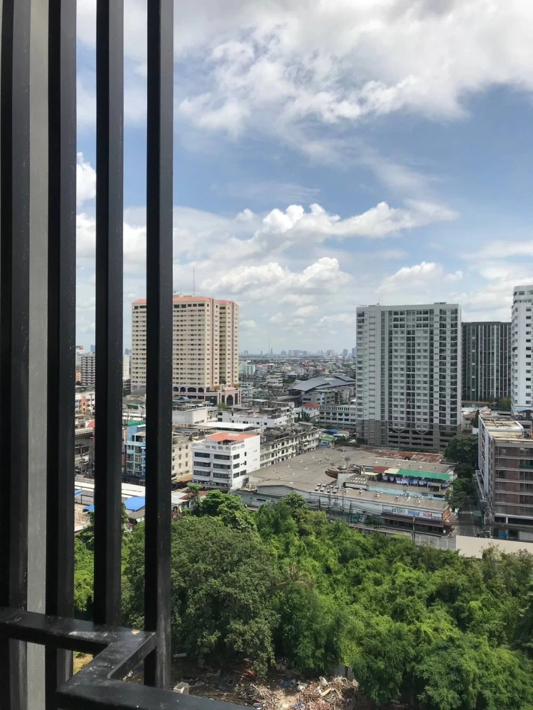 ให้เช่า Plum Condo Pinklao Station ชั้น 16 วิวรถไฟฟ้า พร้อมเข้าอยู่ด้วย เฟอร์นิเจอร์ ครบครัน ห้ามพลาด