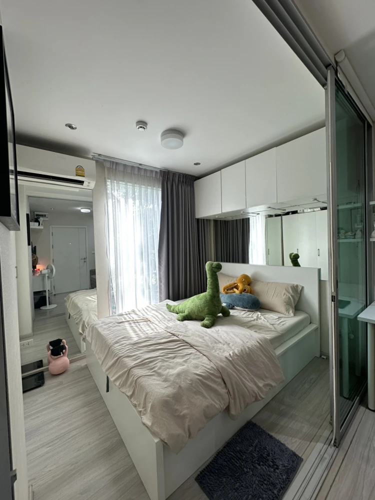 ให้เช่า Plum Condo Ram 60 Interchange 1 ห้องนอน 1 ห้องน้ำ บิ้วอินหัวเตียงอย่างดี ตกแต่งคุมโทน รีบจองด่วนๆ