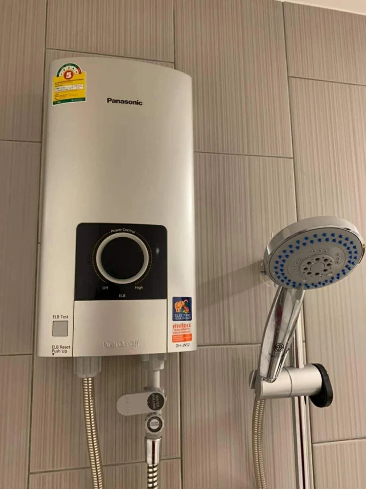 ให้เช่า Plum Condo Rangsit Alive 1 ชั้น 5 วิวสระ ห้องแต่งครบ สนใจจองเลย