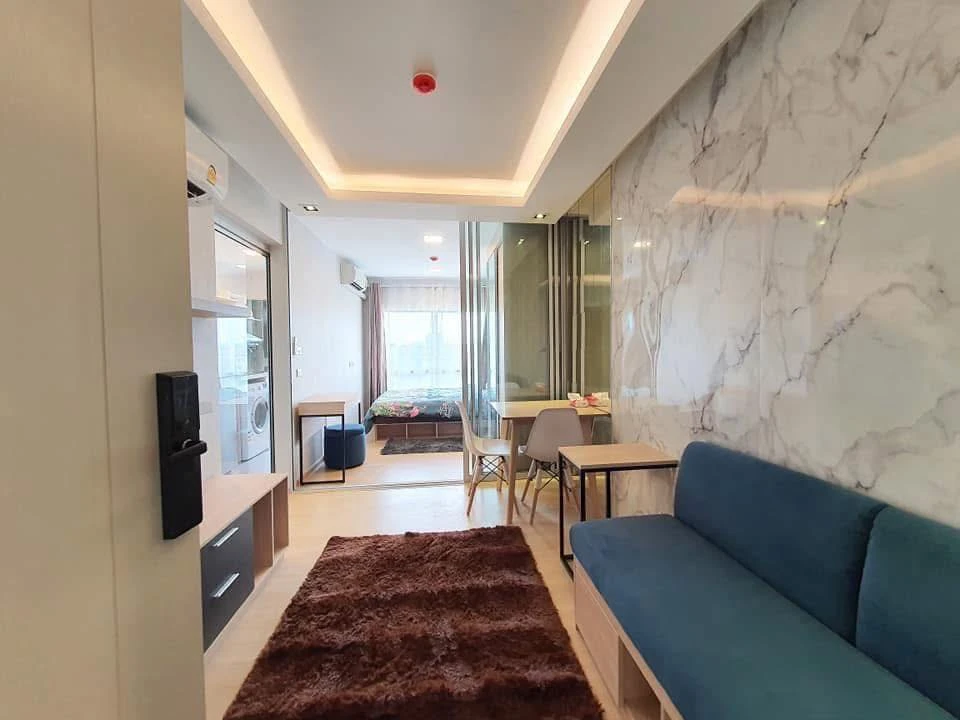 ให้เช่า Plum Condo Rangsit Alive 1 ห้องชั้น 3 บิ้วอินผนังลายหินอ่อนอย่างดี เครื่องใช้ไฟฟ้าครบครัน จองเลย