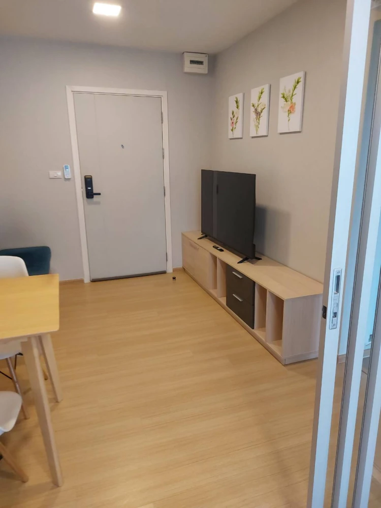 ให้เช่า Plum Condo Rangsit Alive 2 1 ห้องนอน 1 ห้องน้ำ เฟอร์นิเจอร์ครบครัน หิ้วกระเป๋าเข้าอยู่ได้เลยจ้า