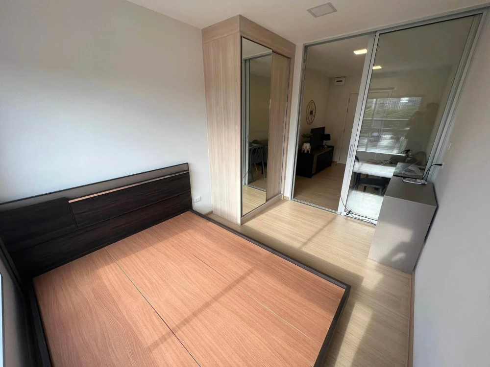 ให้เช่า Plum Condo Rangsit Fresh ห้องน่าอยู่ มาพร้อมเฟอร์นิเจอร์และเครื่องใช้ไฟฟ้าครบครัน หิ้วกระเป๋าเข้าอยู่ได้เลยจ้า