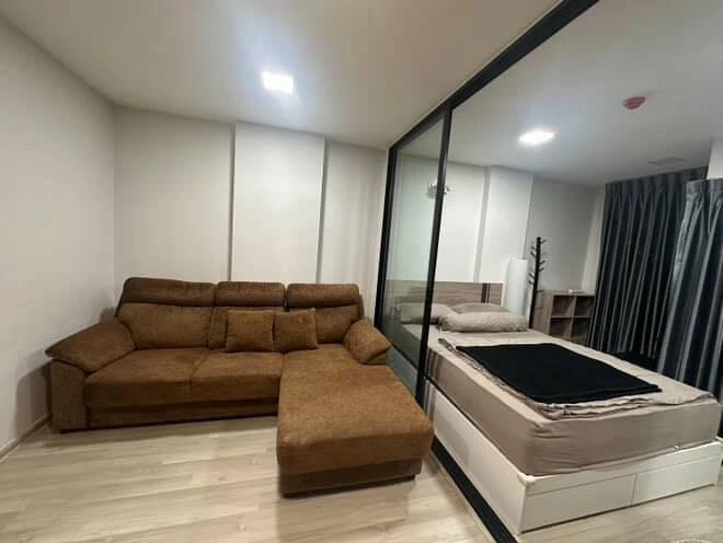 ให้เช่า Plum Condo Saphanmai Station ห้องน่าอยู่ ชั้น 8 ทำเลดี มาพร้อมโซฟาตัวใหญ่น่านั่ง จองเลยตอนนี้