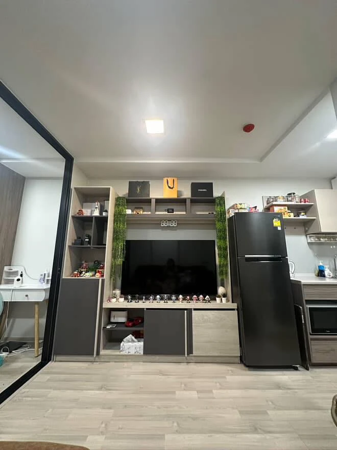 ให้เช่า Plum Condo Saphanmai Station ห้องน่าอยู่ ชั้น 8 ทำเลดี มาพร้อมโซฟาตัวใหญ่น่านั่ง จองเลยตอนนี้